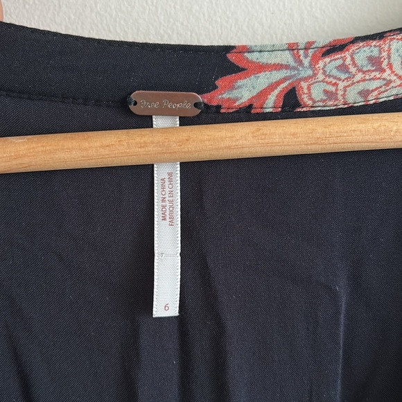 Free People Miranda Floral Slit Button Down Midi Dress 6 - Picture 4 of 11